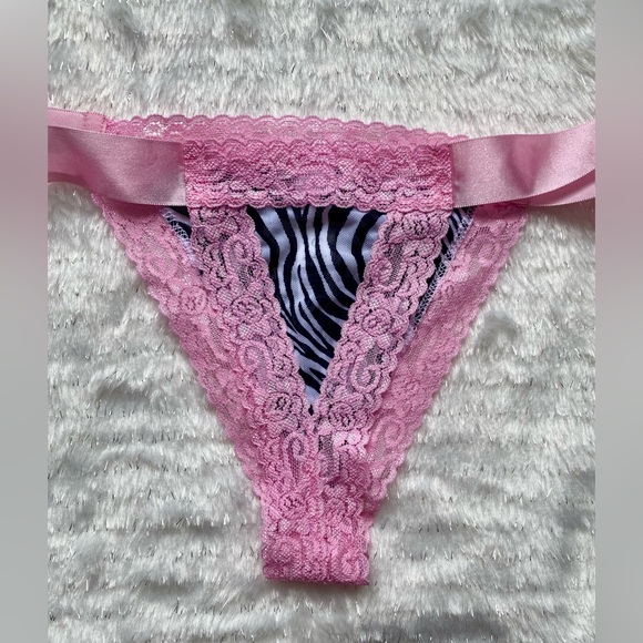 Zebra/Pink Lingerie Set - Picture 2 of 3